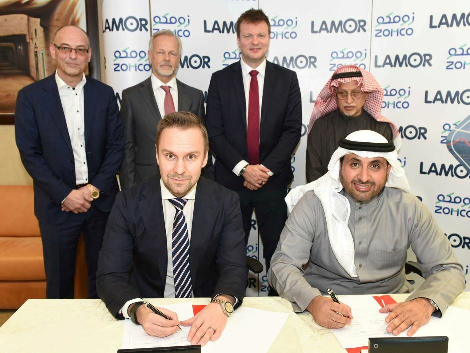 Mika Pirneskoski, CEO of Lamor and Faisal Al Zamil, President of ZOMCO, signed the agreement on 2 February 2022 in Riyadh, Saudi Arabia.