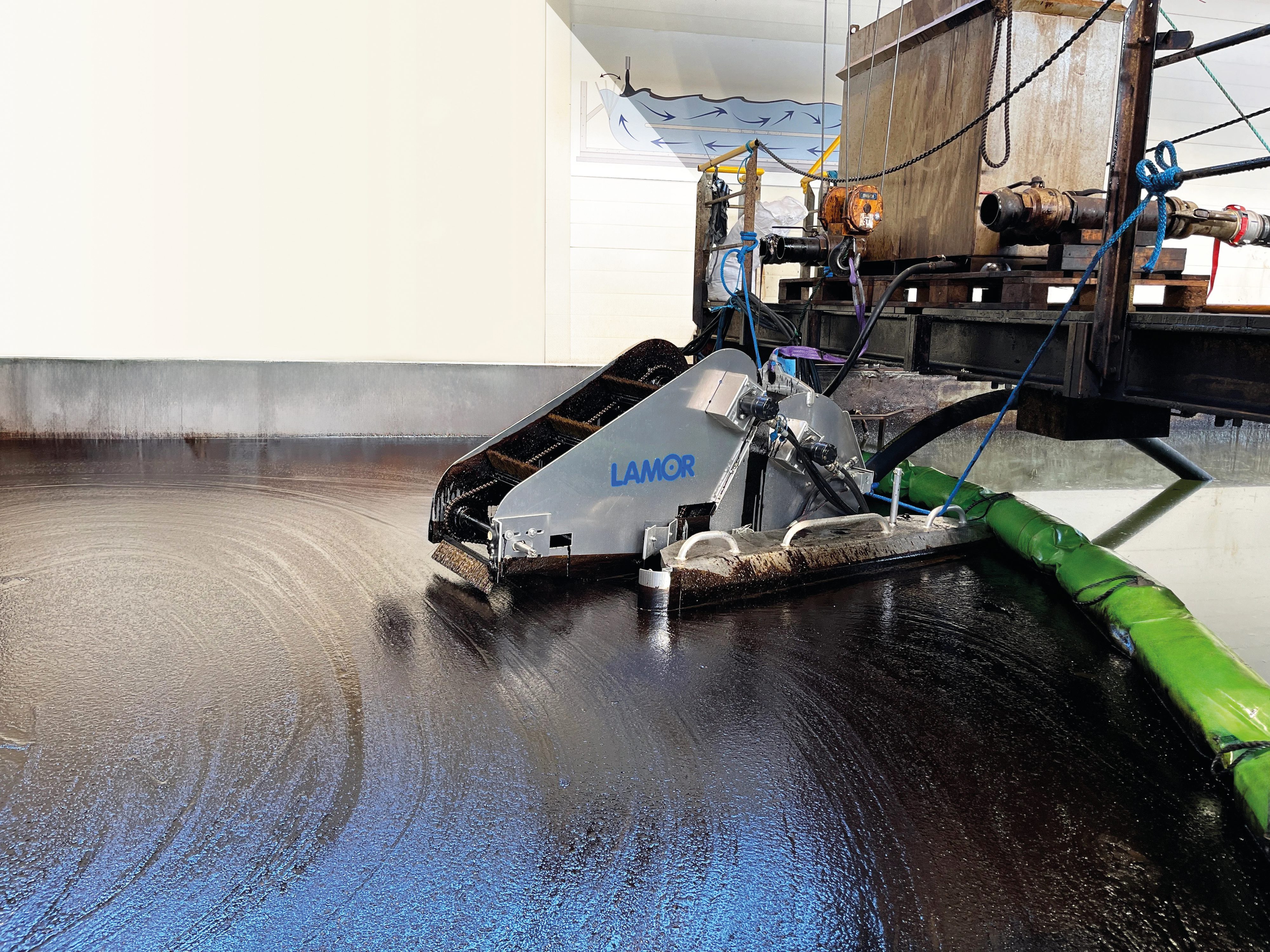 Lamor LSFO brush Chain Skimmer