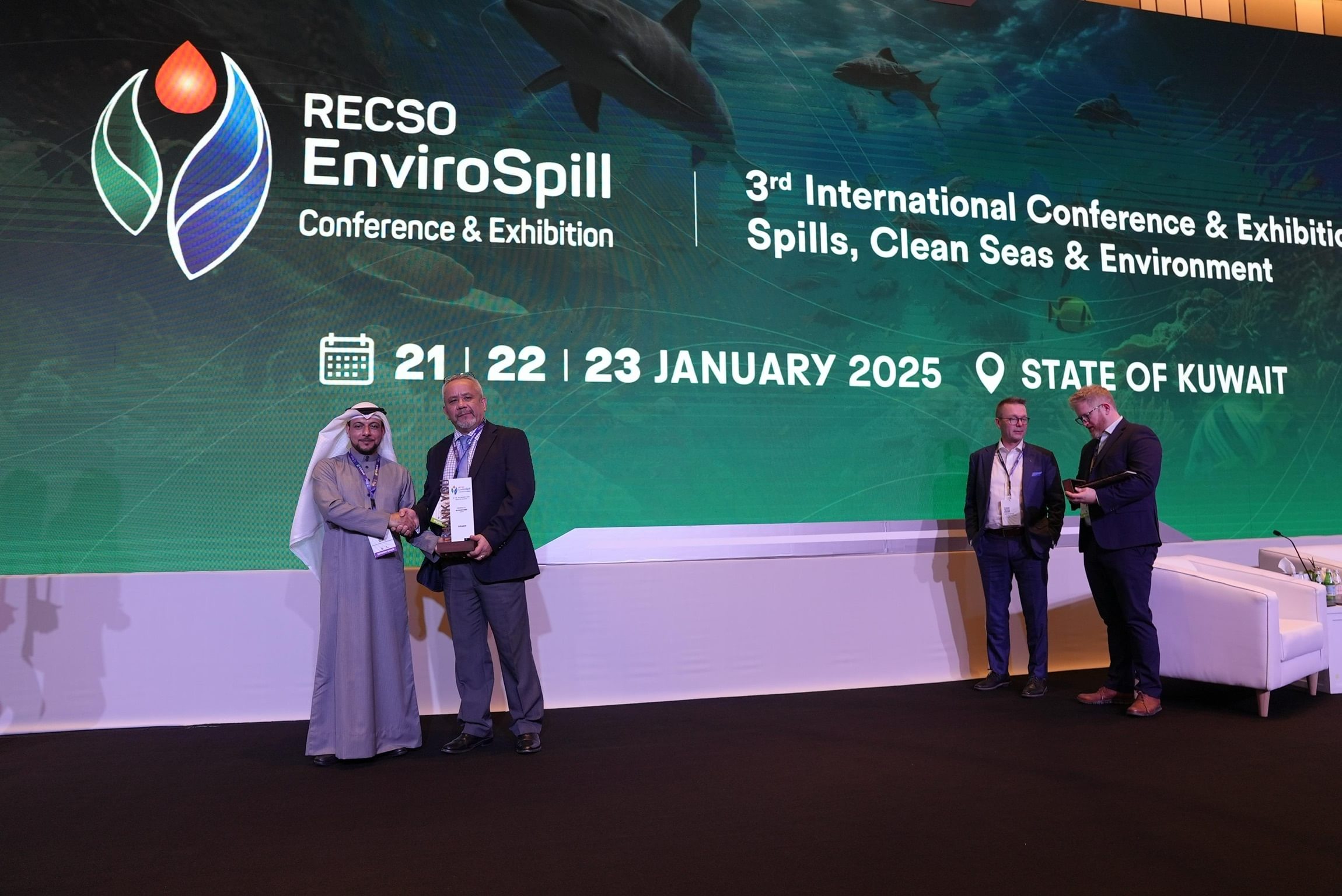 De2e58a7 8e9b 4f37 811c e67f85ca84b8